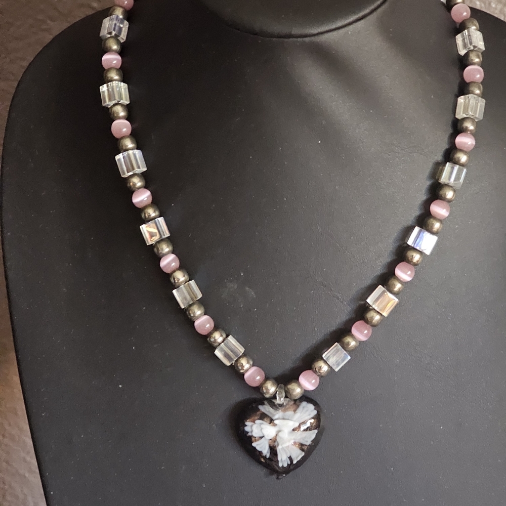 Heartshaped Glass Beaded Neclace ❤️